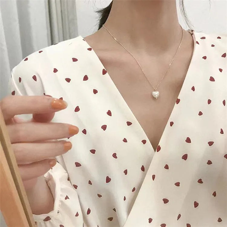 Elegant Double-Layer Butterfly Necklace – Shiny Clavicle Chain Jewelry for Women