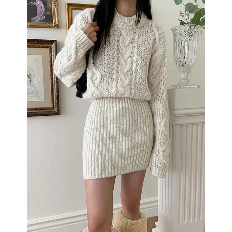 Autumn and Winter Women's Sweater Set Elegant Round Neck Pullover, Long-sleeved Top and Knee Skirt Knitted Two-piece Set.