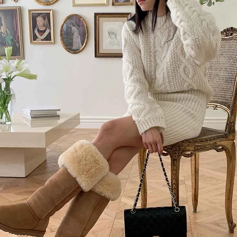 Autumn and Winter Women's Sweater Set Elegant Round Neck Pullover, Long-sleeved Top and Knee Skirt Knitted Two-piece Set.