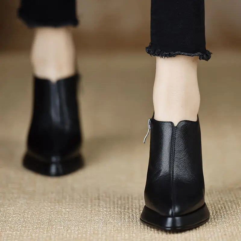 Magnificent Pointed-Toe Mary Jane Shoes – Low Thick Heel PU Leather Pumps