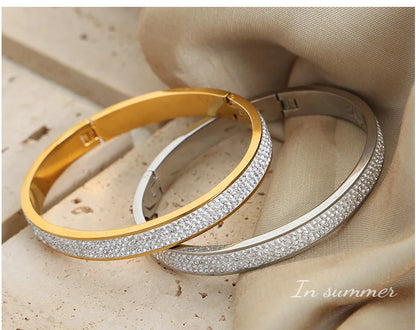 Luxury Non-Fading Buckle Bracelet for Women