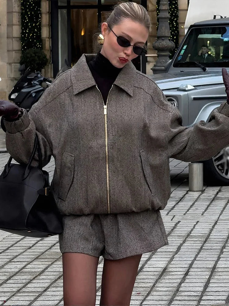 Effortless Autumn Chic Outfit for Women