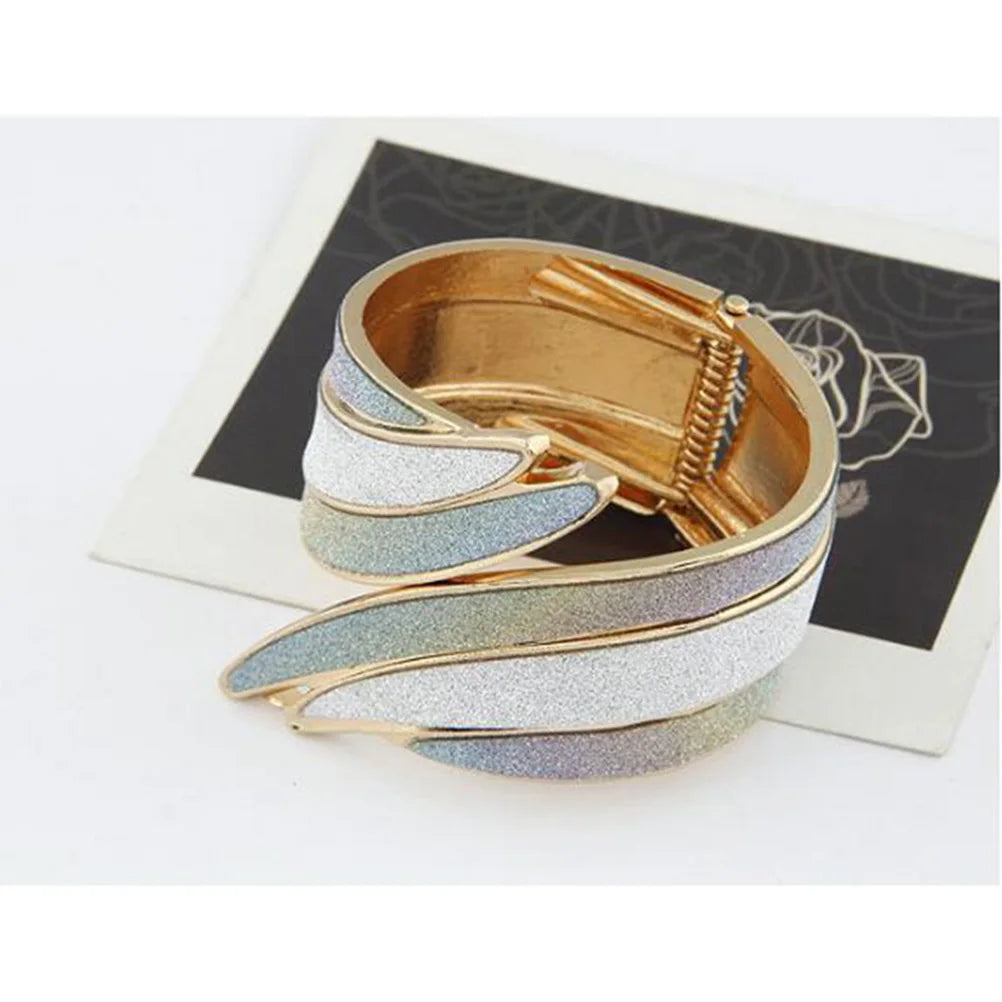 Elegant Temperament Alloy Bangle Bracelet