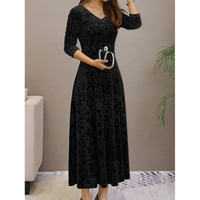 Elegant Velvet Midi Dress – Round Neck Long Sleeve Knee-Length Dress