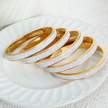 Luxury Non-Fading Buckle Bracelet for Women