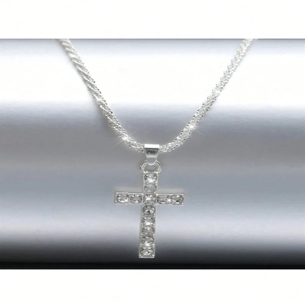 Korean Fashoin Sparkling Starry Silver Color Necklace For Women Jewelry 2025 Trending New Luxury Crystal Cross Pendant Necklaces
