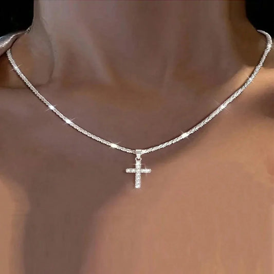 Korean Fashoin Sparkling Starry Silver Color Necklace For Women Jewelry 2025 Trending New Luxury Crystal Cross Pendant Necklaces