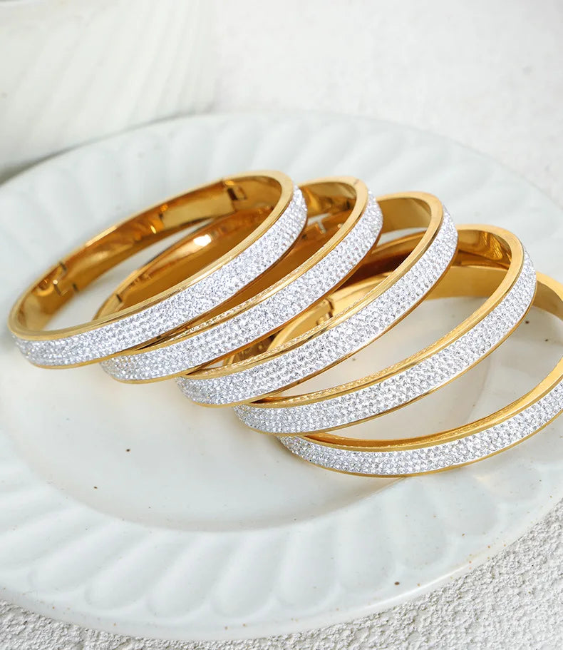 Luxury Non-Fading Buckle Bracelet for Women