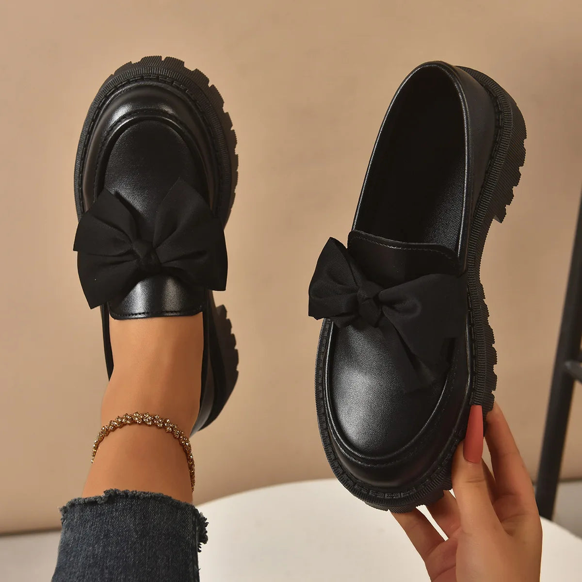 Retro British Style Leather Flats – Butterfly Bow Mid Heel