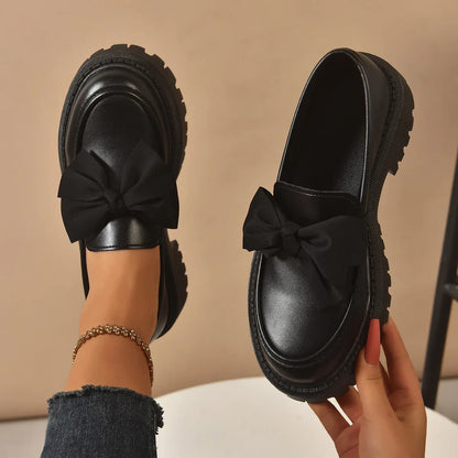 Retro British Style Leather Flats – Butterfly Bow Mid Heel