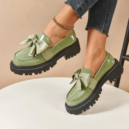 Retro British Style Leather Flats – Butterfly Bow Mid Heel