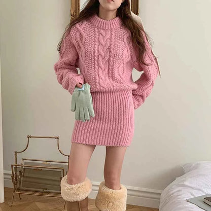 Autumn and Winter Women's Sweater Set Elegant Round Neck Pullover, Long-sleeved Top and Knee Skirt Knitted Two-piece Set.
