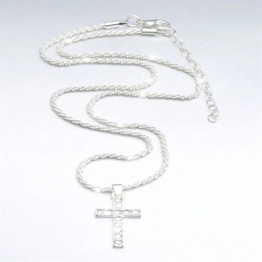 Korean Fashoin Sparkling Starry Silver Color Necklace For Women Jewelry 2025 Trending New Luxury Crystal Cross Pendant Necklaces